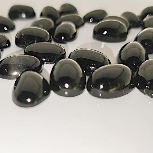 Black Star Diopside 14x10mm Oval Gemstone Cabochon