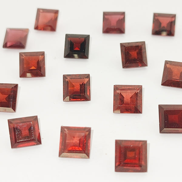 Garnet 7mm Square Faceted Gemstone