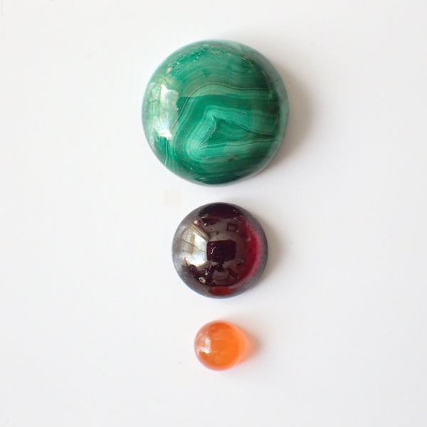 Loose Gemstone Pendant Pack GPK0035: Malachite, Garnet, & Carnelian Cabochons for Jewellery Making