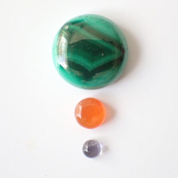 Loose Gemstone Pendant Pack GPK0041: Malachite, Carnelian, & Iolite Cabochons for Jewellery Making