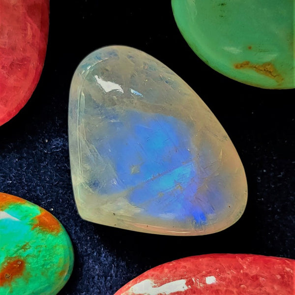 Rainbow Moonstone 27x20mm Pear Cut Cabochon