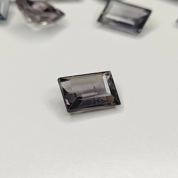 Natural Grey Spinel Rectangular Faceted Single Stone | 6.3x4.7mm (0.9 ct) – SPN0018