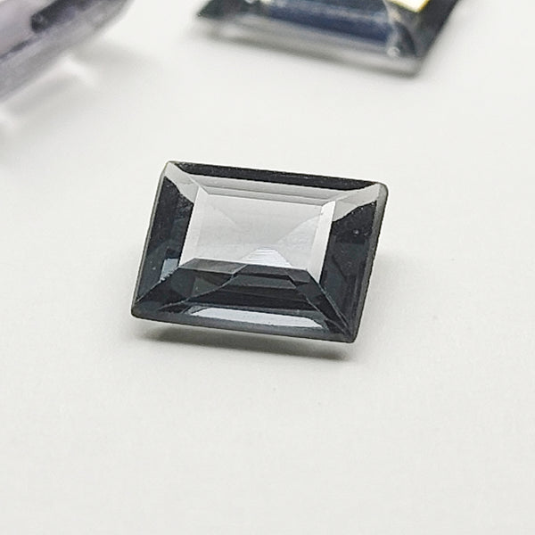 Natural Grey Spinel Rectangular Faceted Single Stone | 5.8x4.9mm (0.65 ct) – SPN0021